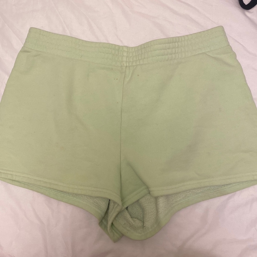 TNA cozy fleece light green shorts